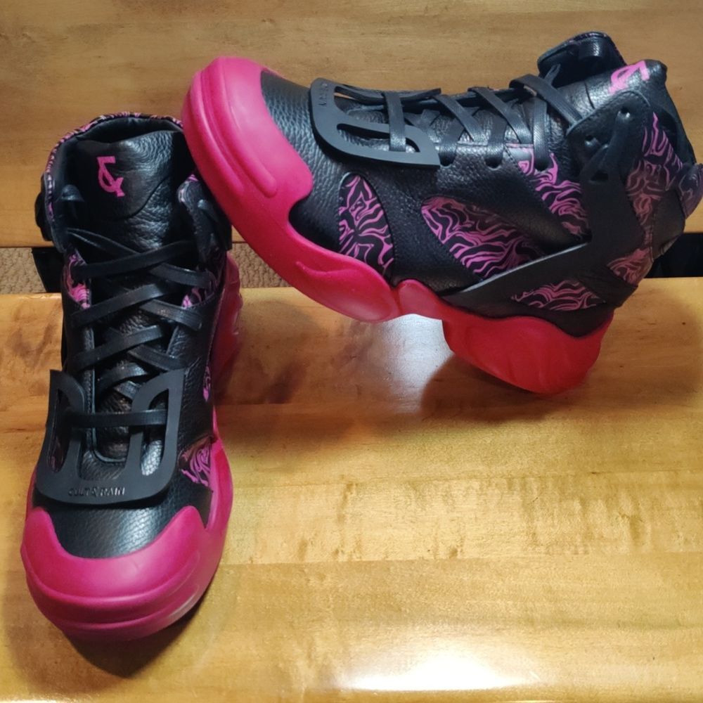 Ultra rare Cult & Rain Genesis Titan Bubble gum color way size 43 (#34 of 100)